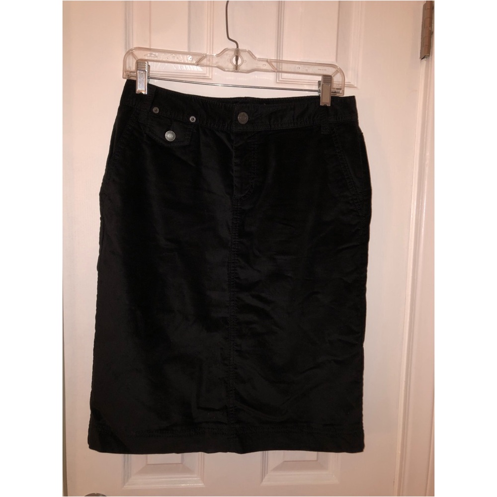 GAP skirt